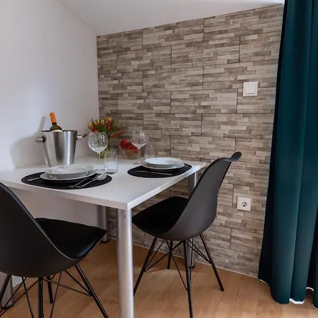Apartments Rasic Makarska Exterior photo